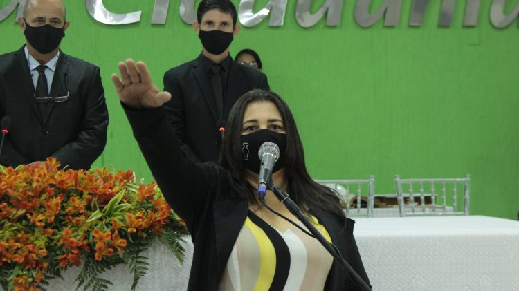 Vereadores, Prefeito e Vice-Prefeito são empossados
