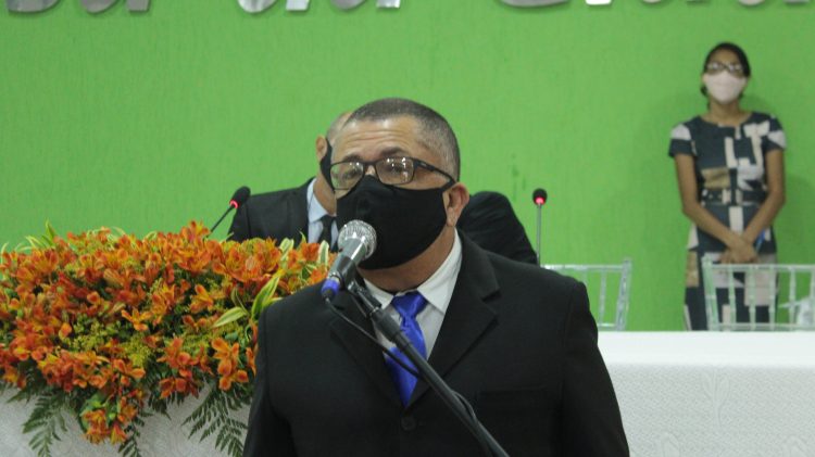 Vereadores, Prefeito e Vice-Prefeito são empossados