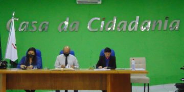 Câmara fará reunião extraordinária para apreciar projetos que reconhece com essencial em período de pandemia igrejas, templos religiosos e academias