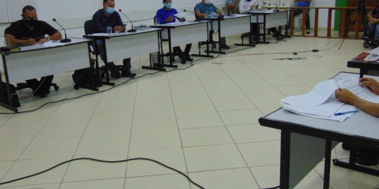 Na sessão desta segunda (09), vereadores apresentaram pedidos de melhorias para o Município
