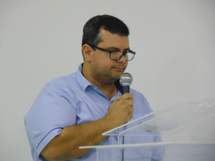 Plenário da Câmara recebe nome do ex-vereador Arnóbio Fagundes de Melo Santos