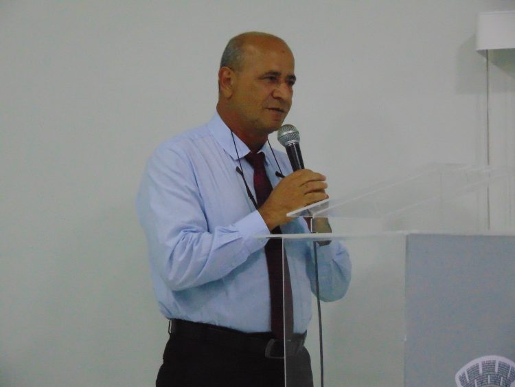 Plenário da Câmara recebe nome do ex-vereador Arnóbio Fagundes de Melo Santos