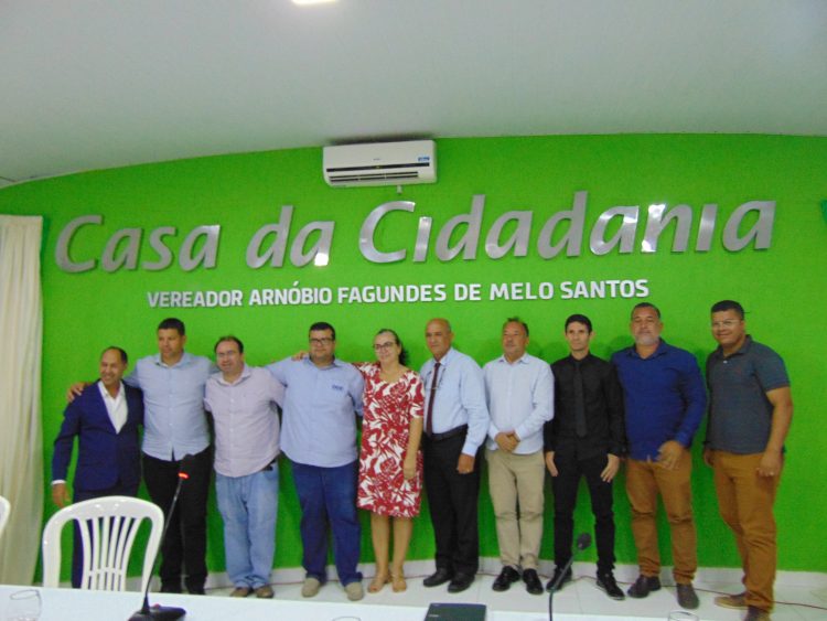 Plenário da Câmara recebe nome do ex-vereador Arnóbio Fagundes de Melo Santos