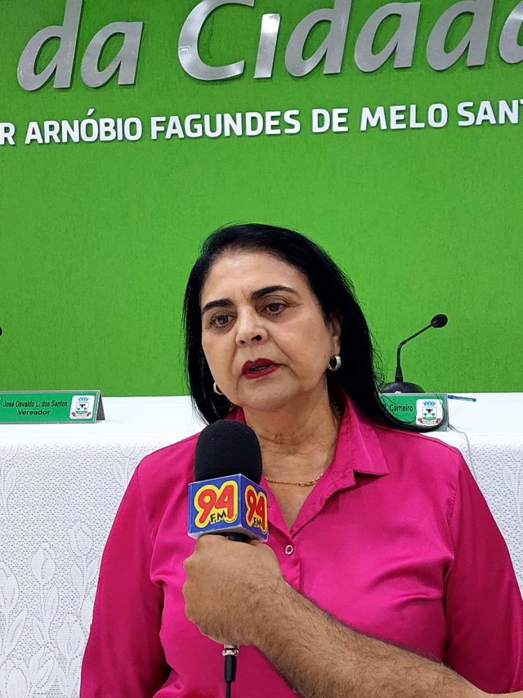 Plenário da Câmara recebe nome do ex-vereador Arnóbio Fagundes de Melo Santos