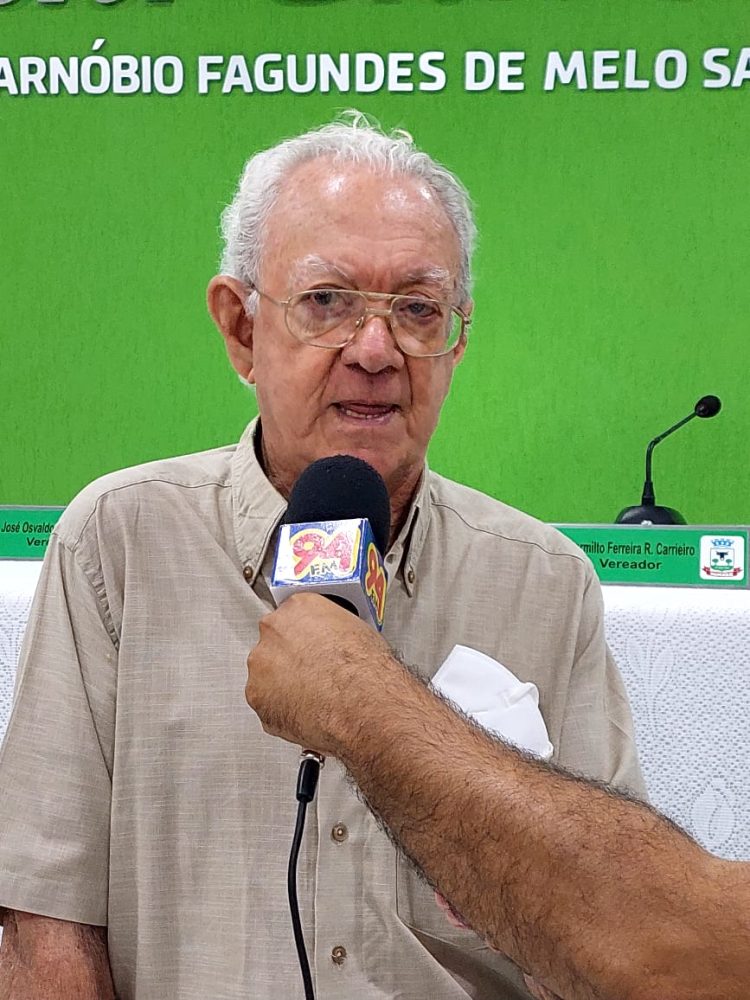 Plenário da Câmara recebe nome do ex-vereador Arnóbio Fagundes de Melo Santos