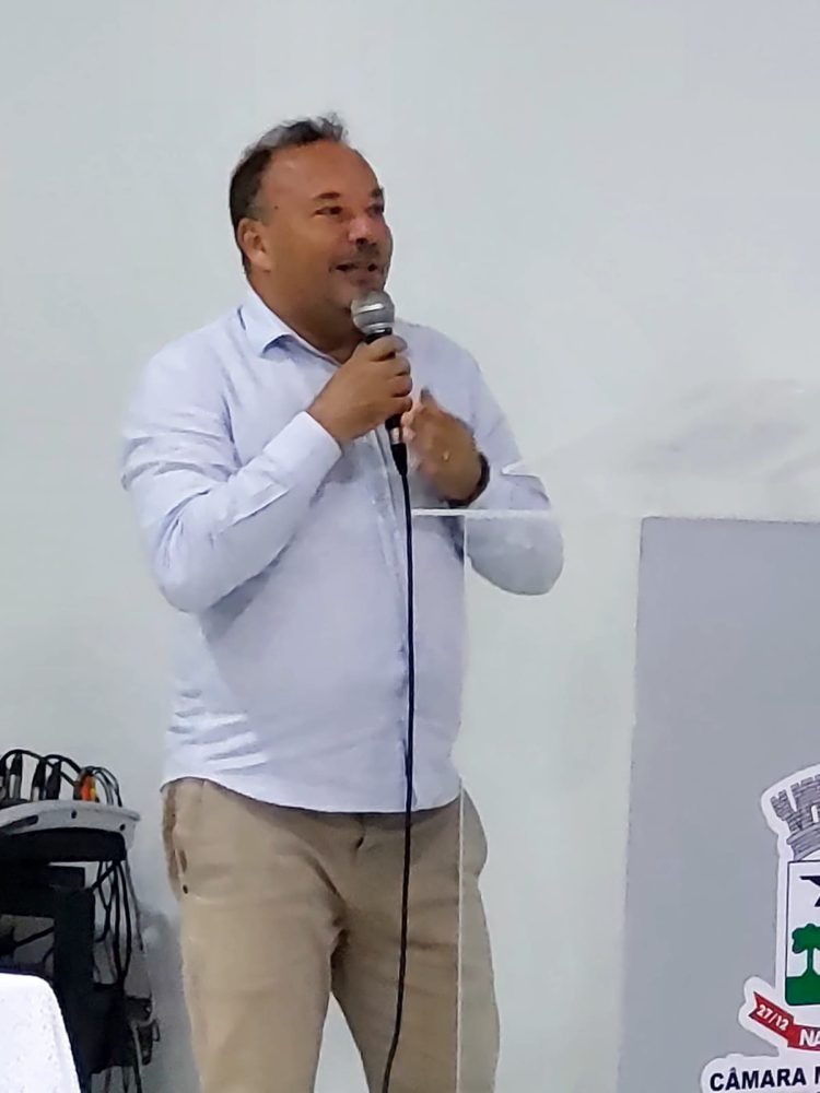 Plenário da Câmara recebe nome do ex-vereador Arnóbio Fagundes de Melo Santos