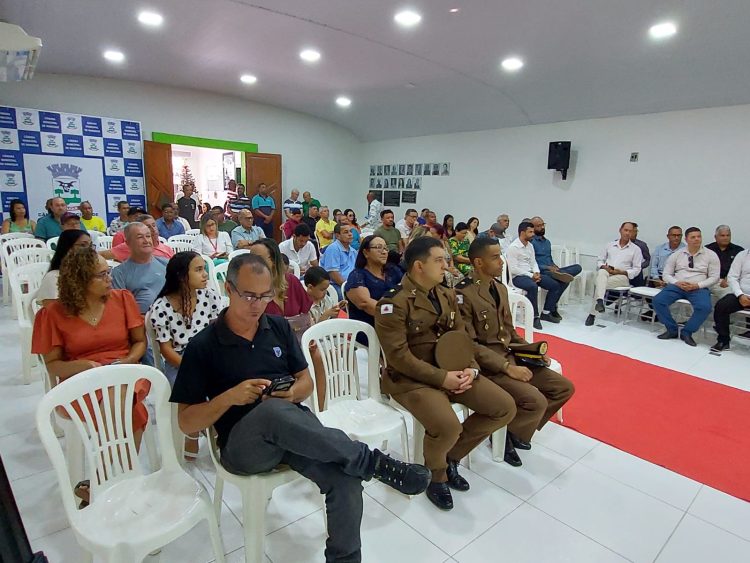 Empossada a nova Mesa Diretora da Câmara Municipal de Nanuque