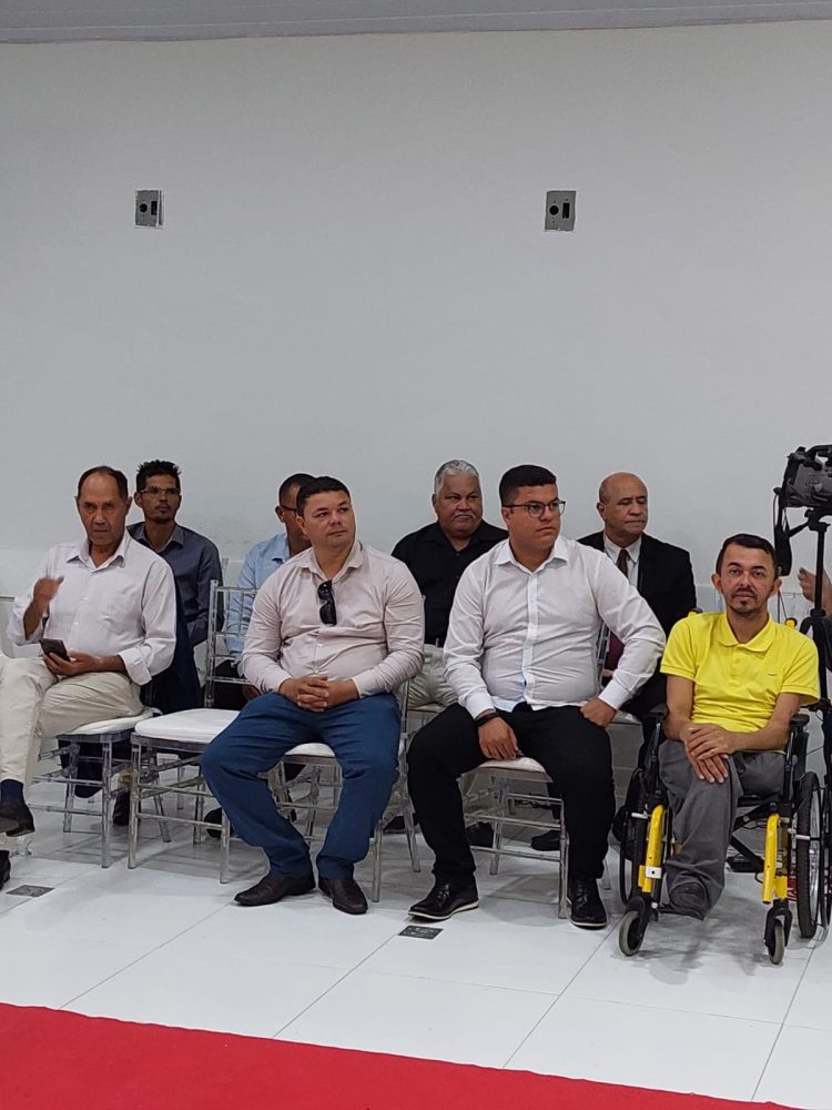 Empossada a nova Mesa Diretora da Câmara Municipal de Nanuque