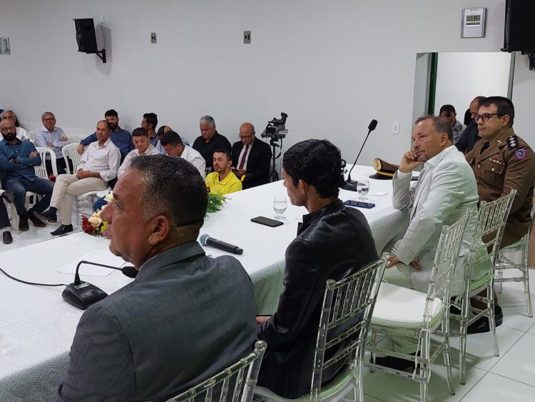 Empossada a nova Mesa Diretora da Câmara Municipal de Nanuque