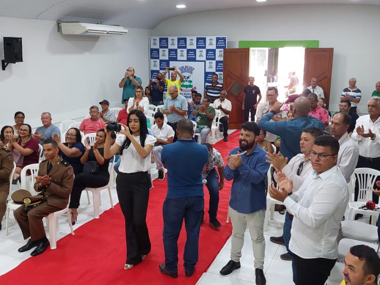 Empossada a nova Mesa Diretora da Câmara Municipal de Nanuque