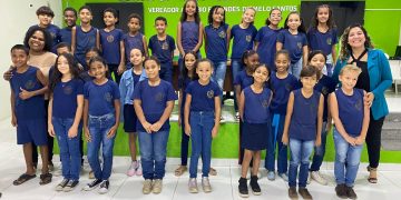 Alunos do 4º ano do ensino fundamental visitam a Câmara Municipal de Nanuque
