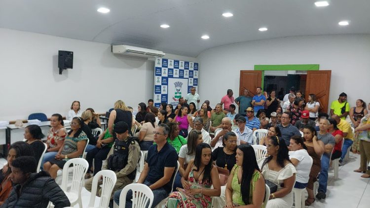 Ministério Público realizou Audiência Pública para ofertar “Educação de Jovens e Adultos (EJA)” no período noturno em Nanuque