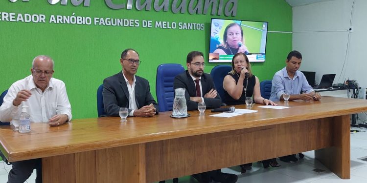 Ministério Público realizou Audiência Pública para ofertar “Educação de Jovens e Adultos (EJA)” no período noturno em Nanuque