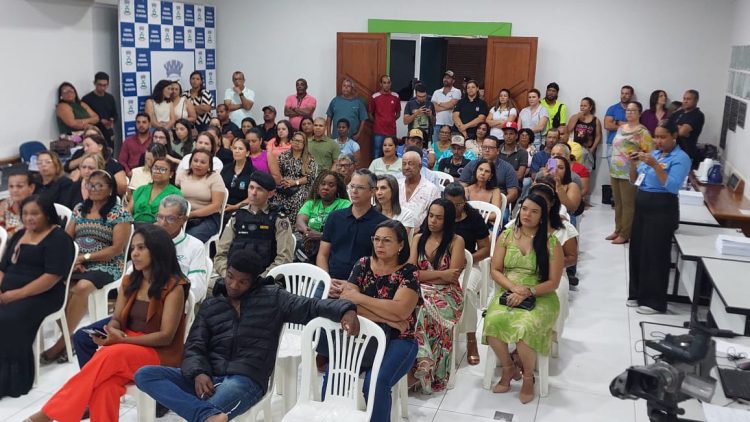 Ministério Público realizou Audiência Pública para ofertar “Educação de Jovens e Adultos (EJA)” no período noturno em Nanuque