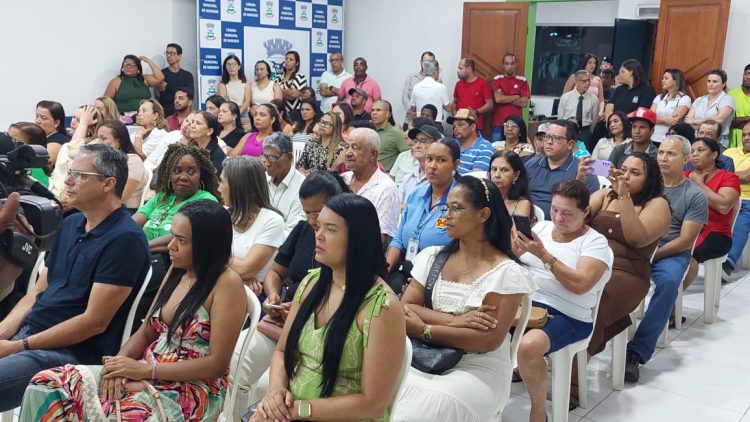 Ministério Público realizou Audiência Pública para ofertar “Educação de Jovens e Adultos (EJA)” no período noturno em Nanuque