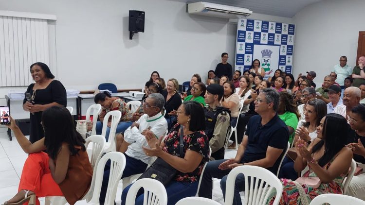 Ministério Público realizou Audiência Pública para ofertar “Educação de Jovens e Adultos (EJA)” no período noturno em Nanuque