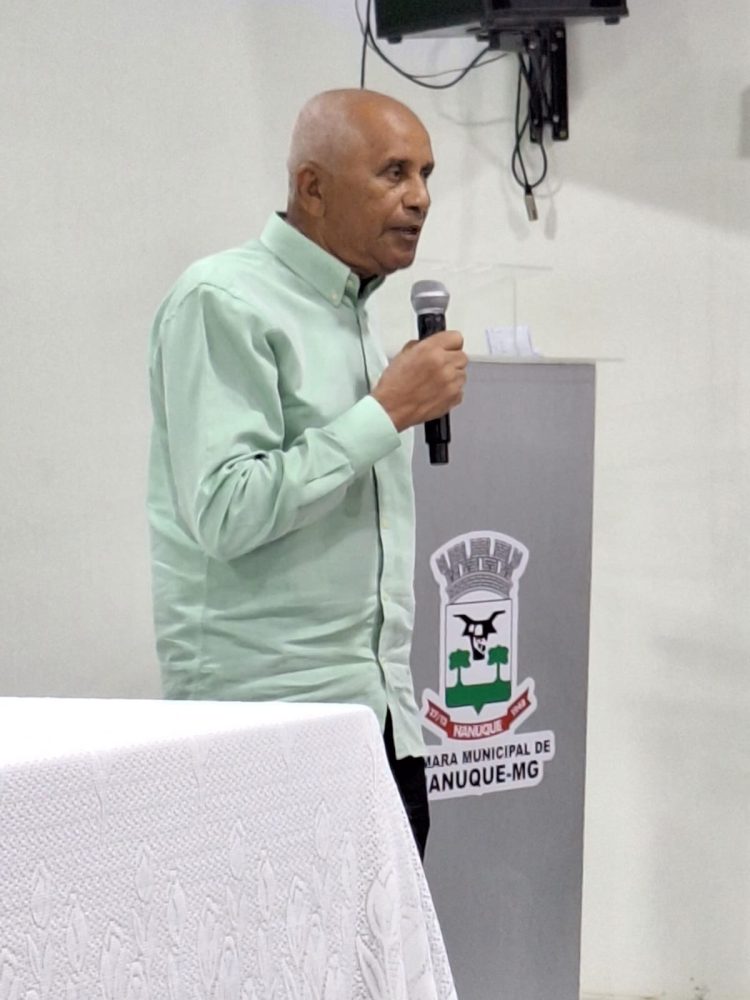 Vereadores entregam Títulos de Cidadania Honorária e Comenda Honra ao Mérito Nanuquense