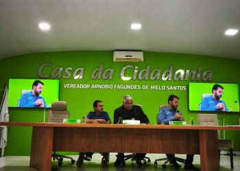 Vereadores apresentam indicações, pedidos de providências e aprovam projetos durante a sessão ordinária desta segunda-feira (16/3)